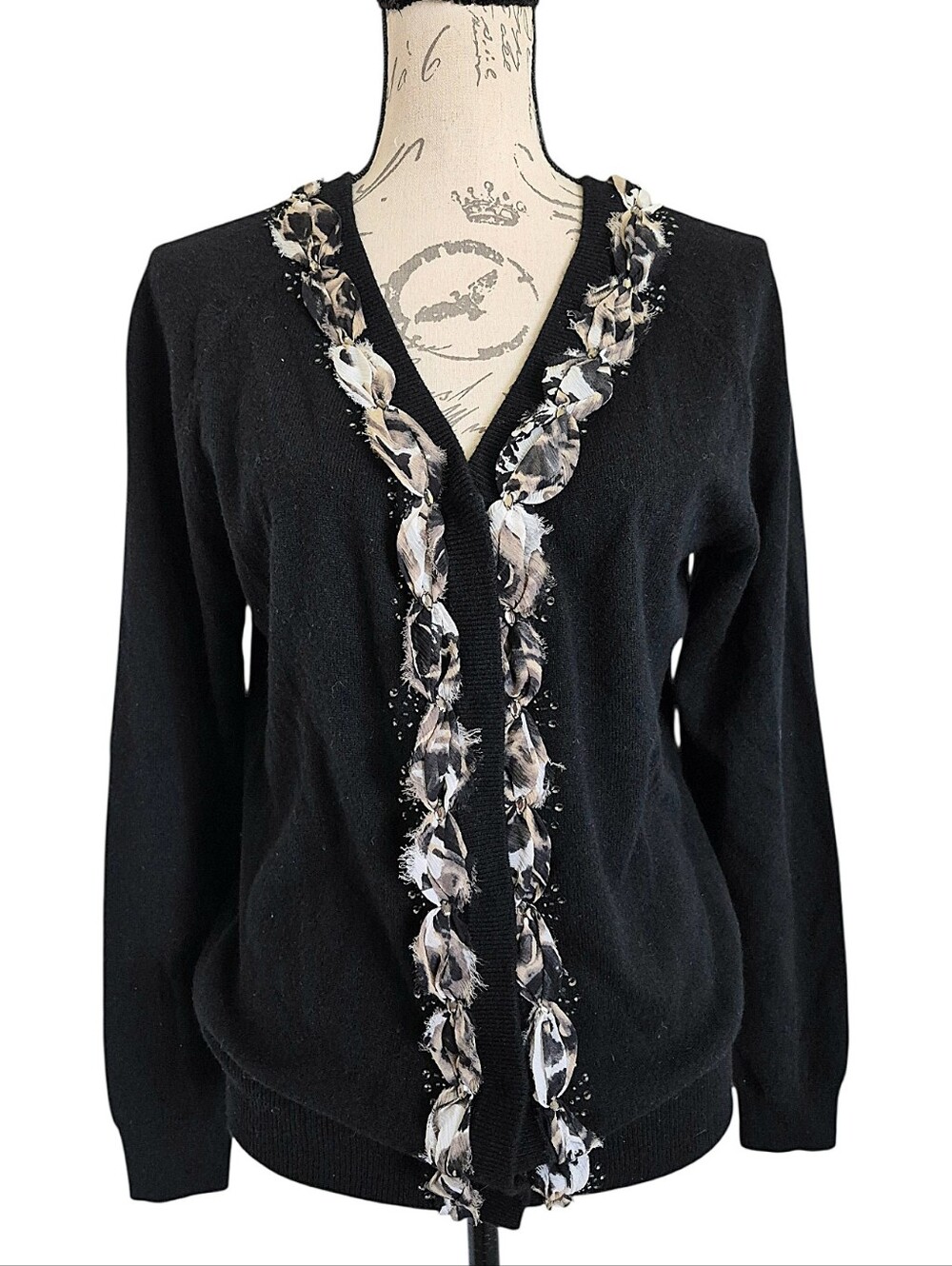 St. John Black 100% Cashmere Knit Cardigan sweater M Leopard Beaded Classic